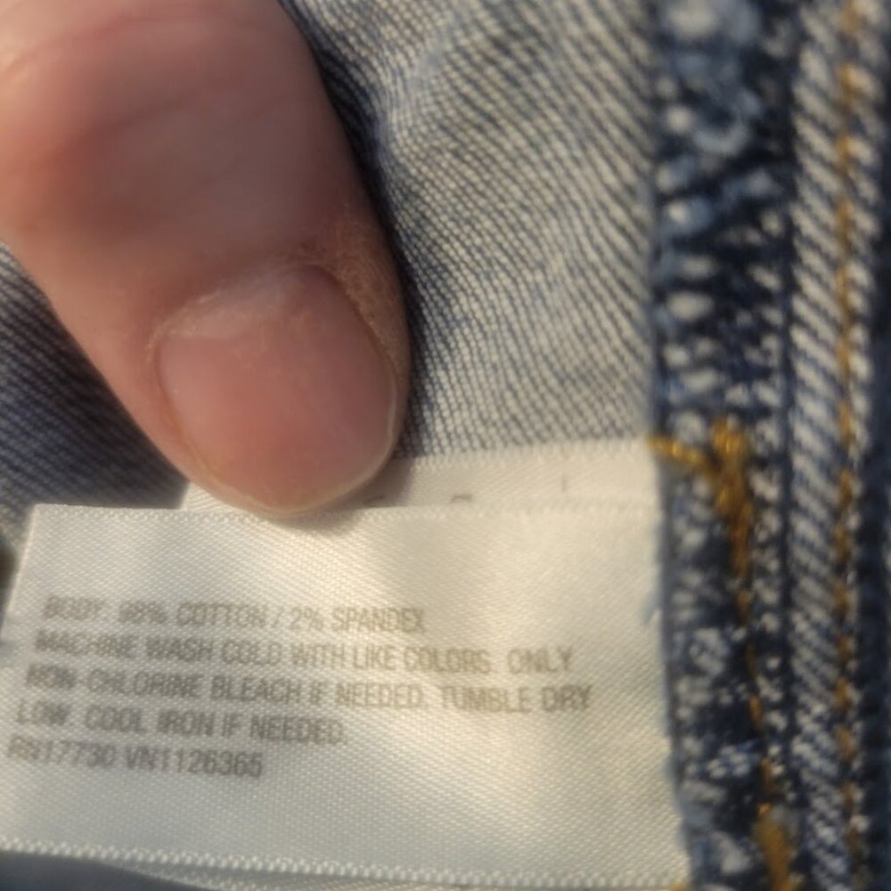 Ava  Viv High Rise Flare Jeans Size 24 Plus Host Pick - Picture 4 of 6